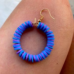 This is the blue and purple braclet for anyone!!!